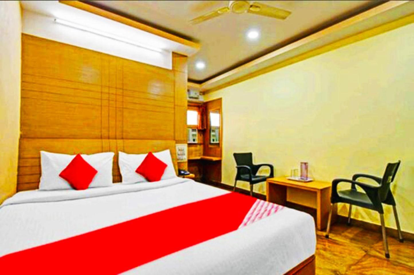 Pavithra Paradise Hotel Bangalore Exterior photo